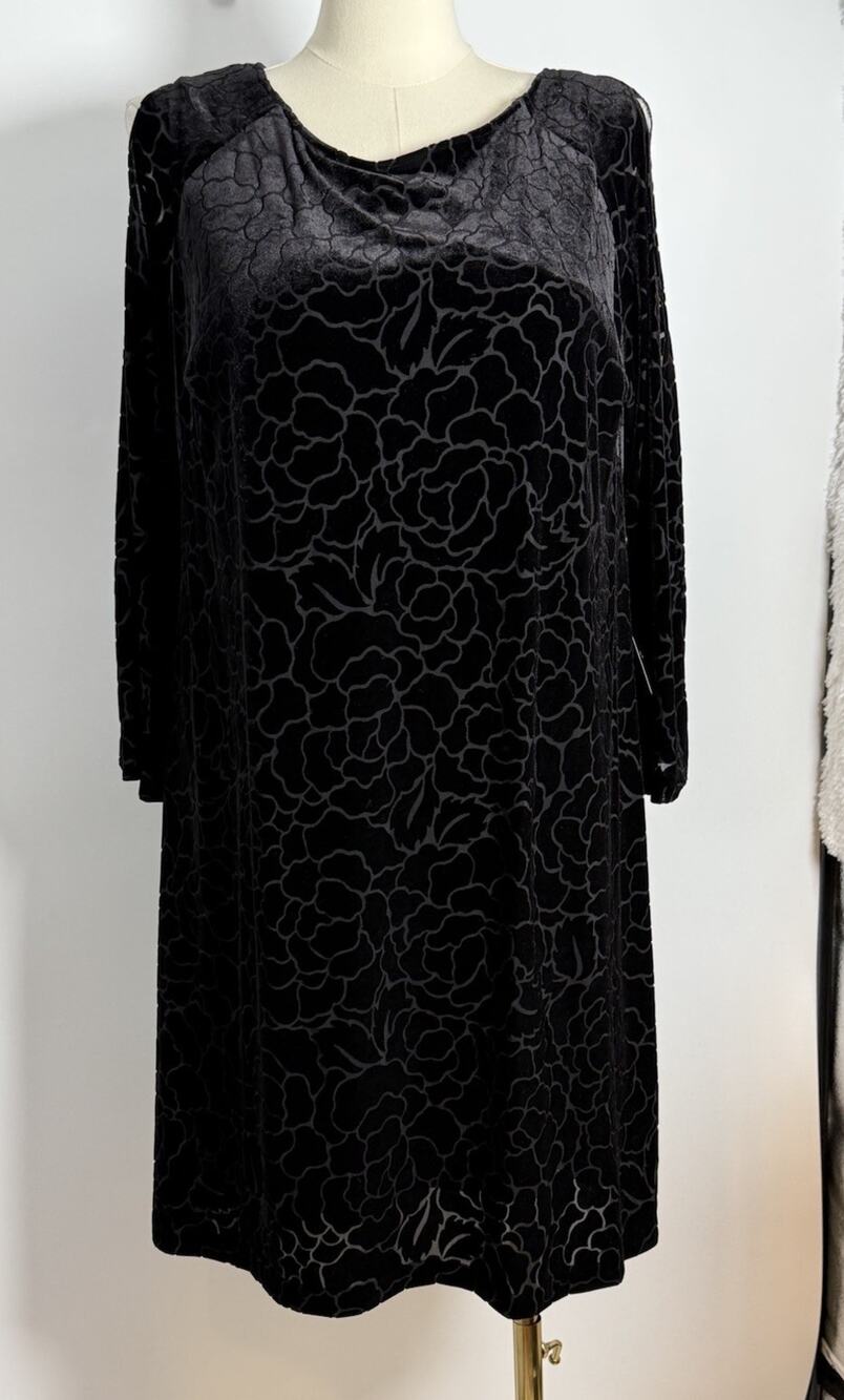Adrianna Papell 18W NWT Dress Black Velvet Burnout Cold Shoulder Shift Lined